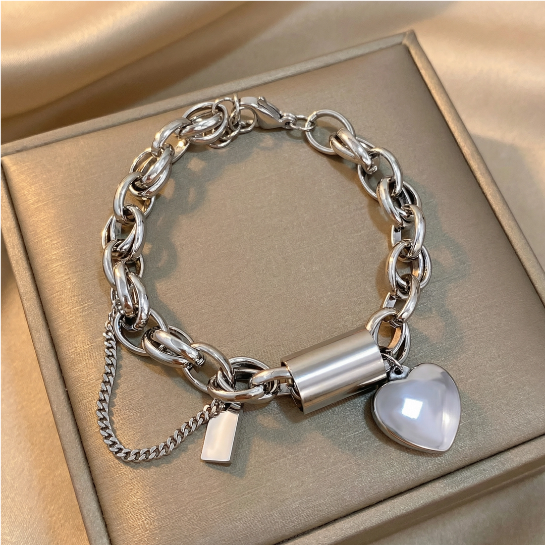 'The Keeper'– Chunky Gold Heart Bracelet