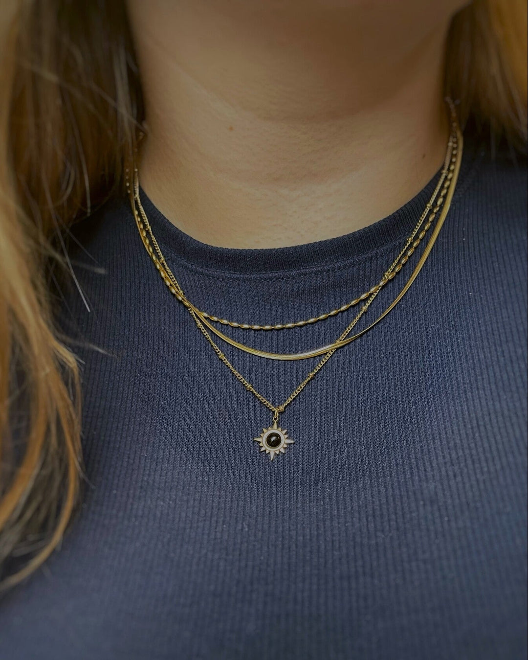 Chasing the sun - Necklace - Natural Stone-  Stainless Steel